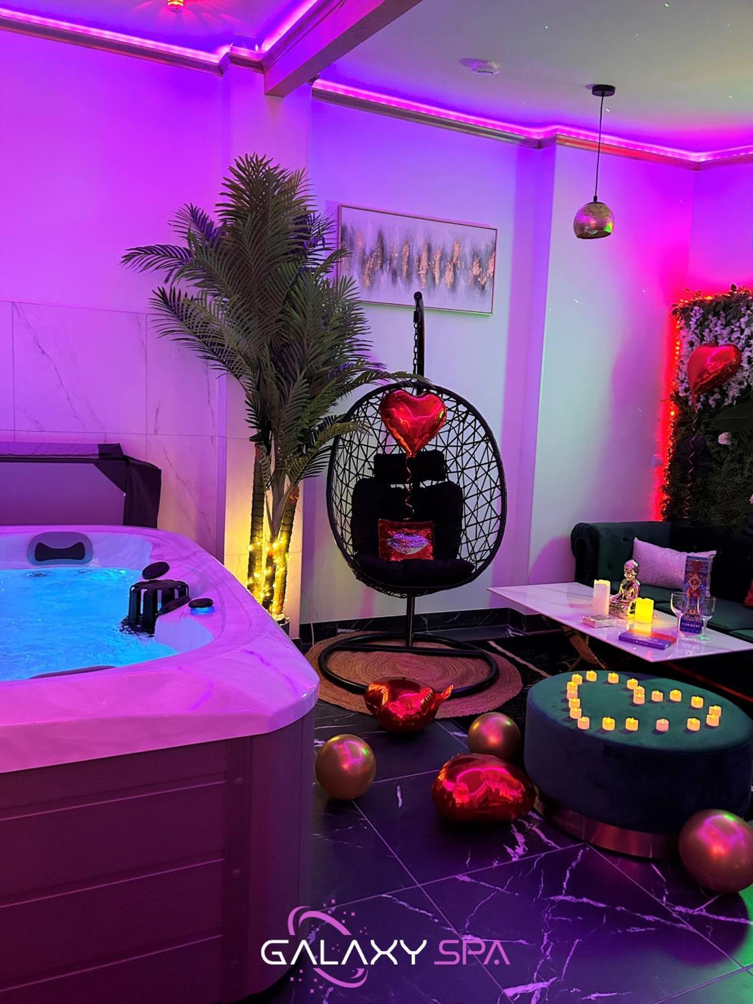 Galaxy Spa - Suite Jupiter Jacuzzi Privatif Champigneulles Экстерьер фото